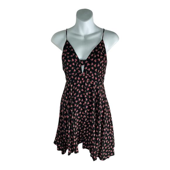 Forever 21 Size Small Short Dress Black & Pink Floral Deep V-Neck Crossed Strap - Picture 1 of 10